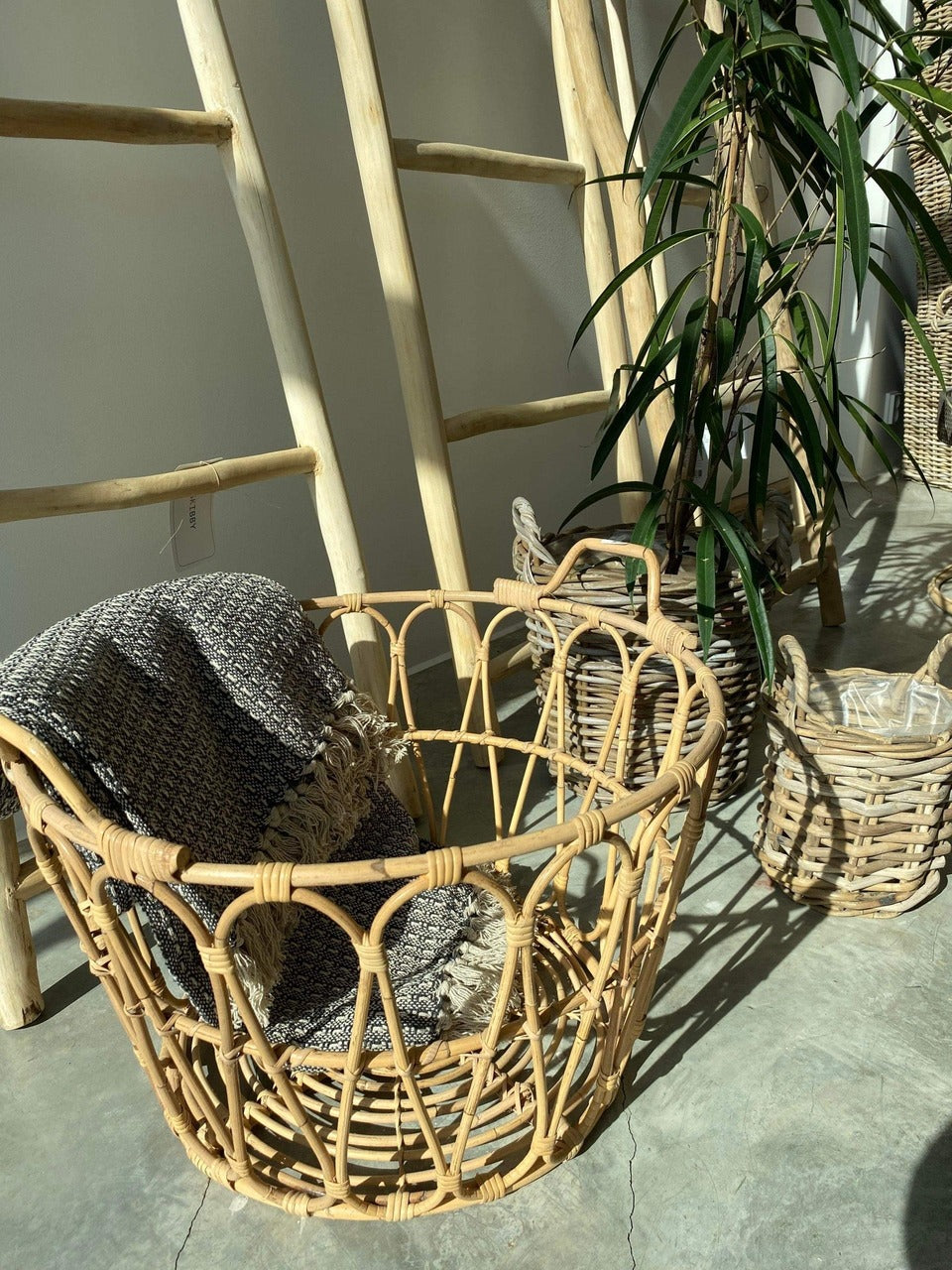 KURV UNIK RATTAN NATURLIG Ø38