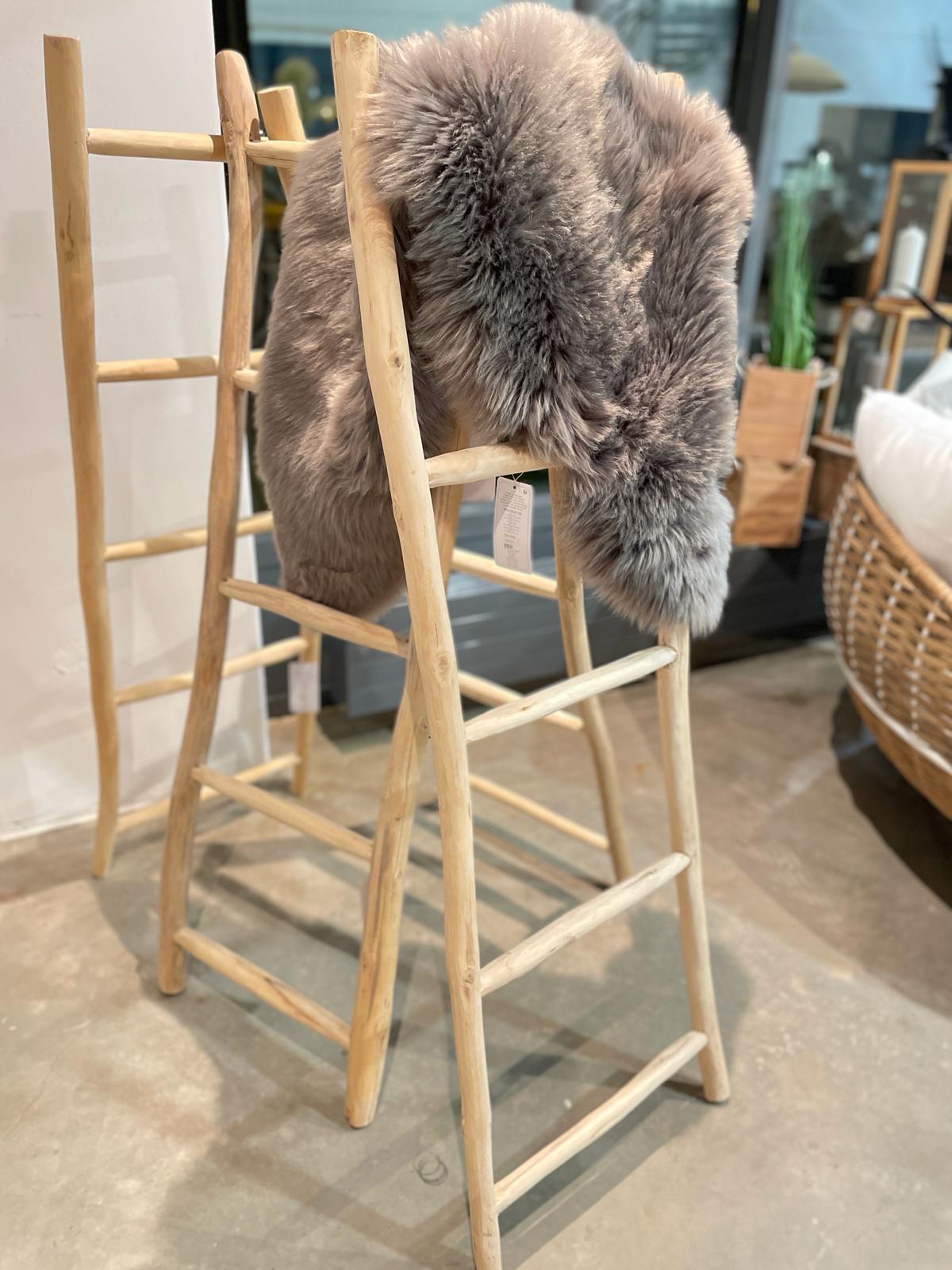 Teak stiger