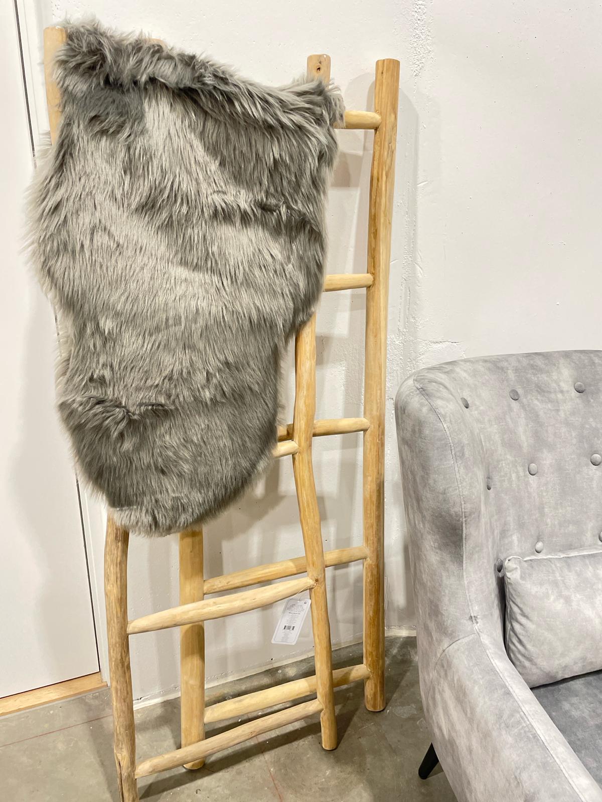 Teak stiger