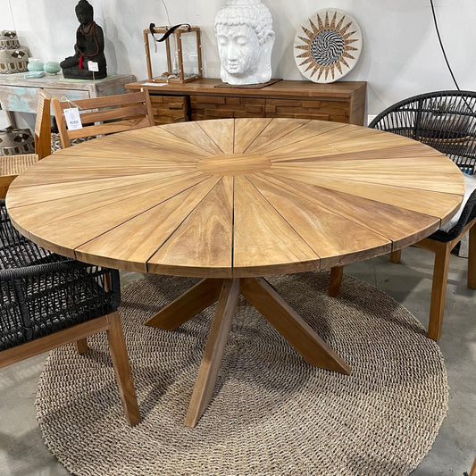 Matahari Teak Trädgårdsbord 140Ø