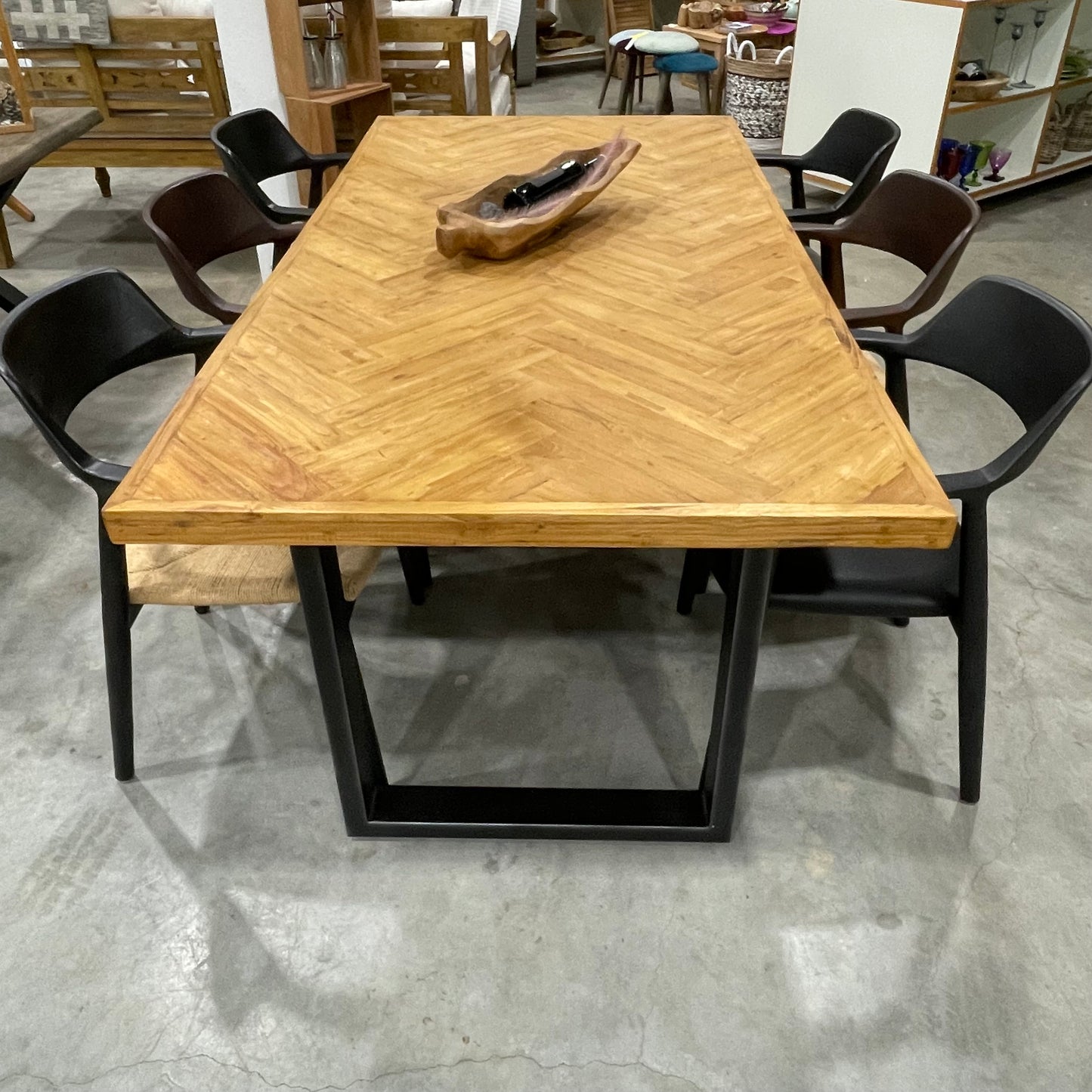 ZIGZAG Herringbone Dining Table in Teak 200 x 100