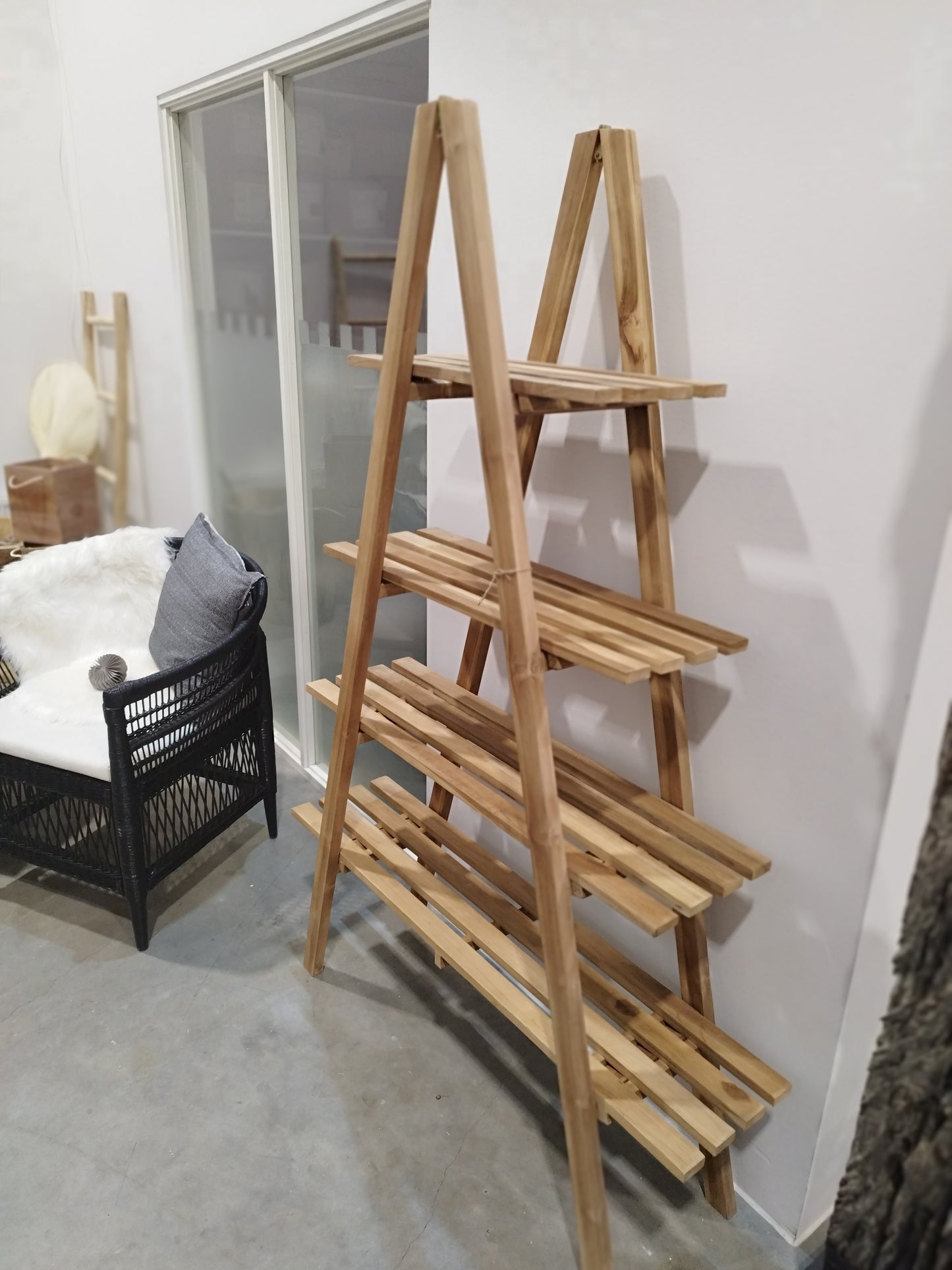 PYRAMID Bokhylla i teak