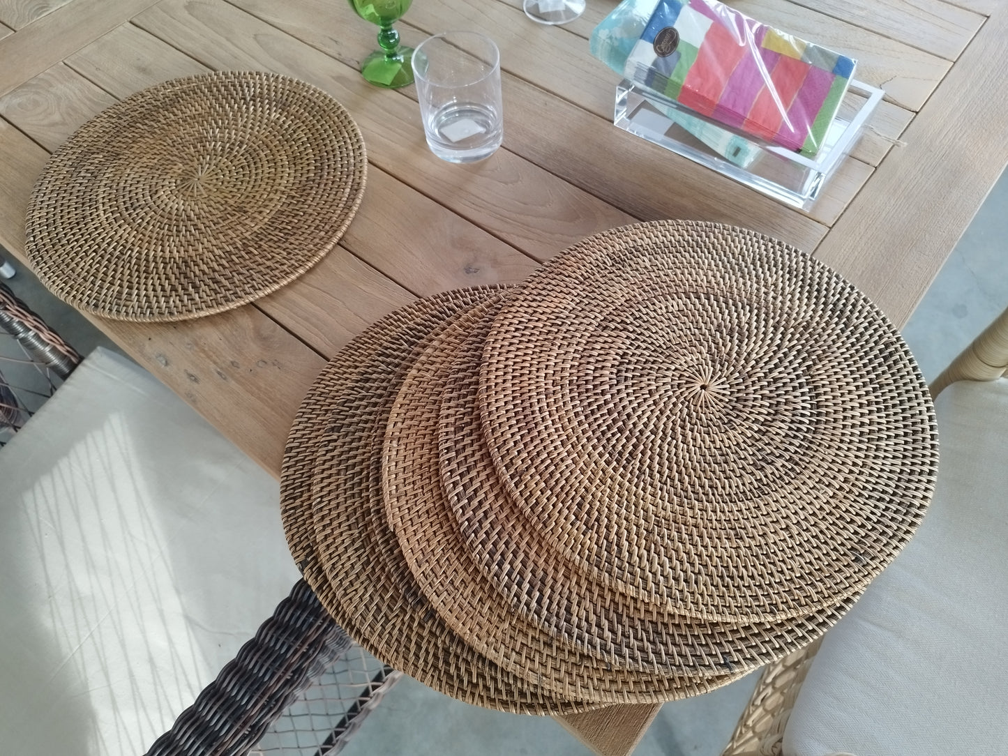 LOMBOOK TABLETABLE Rattan