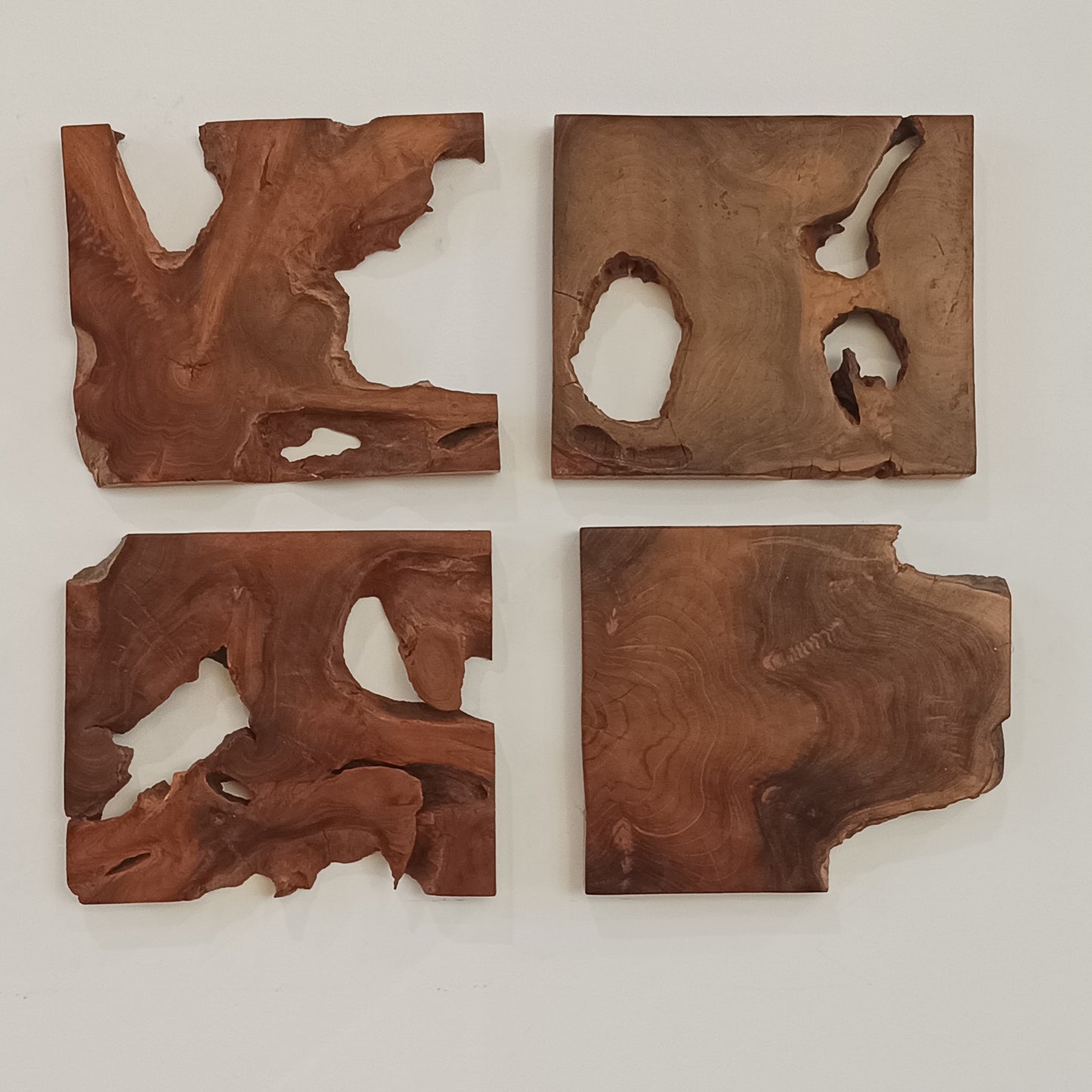 Set med 4 väggkonst i naturliga träskivor | Live Edge abstrakta rektanglar moderna plaketter