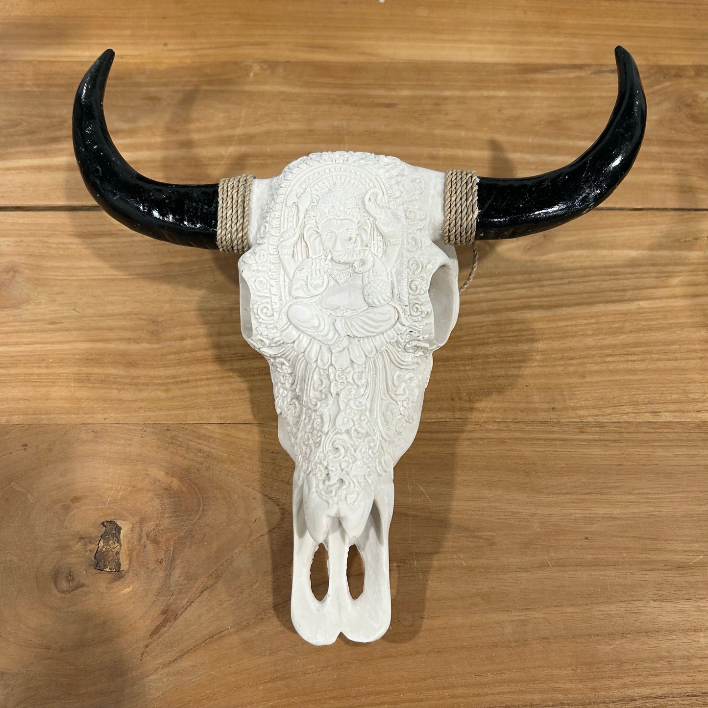 Unik Fake Cow Skull i Resin