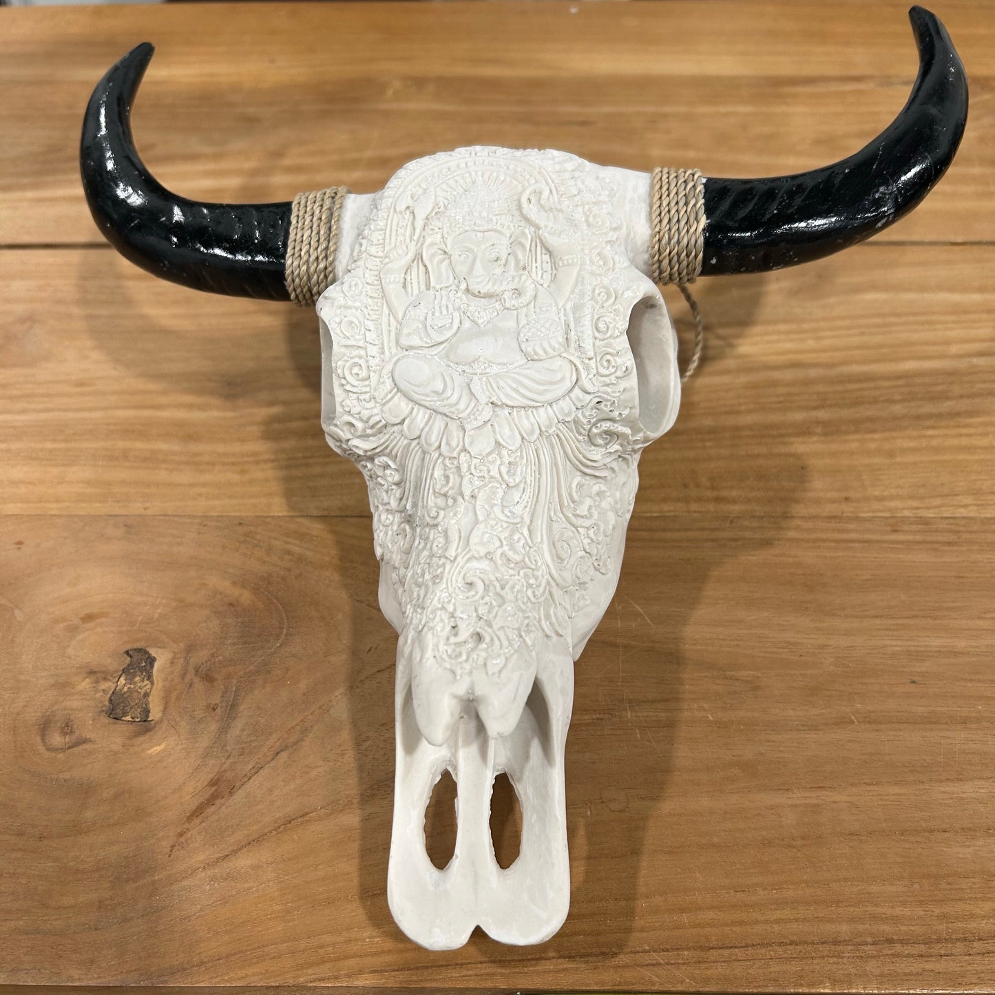 Unik Fake Cow Skull i Resin