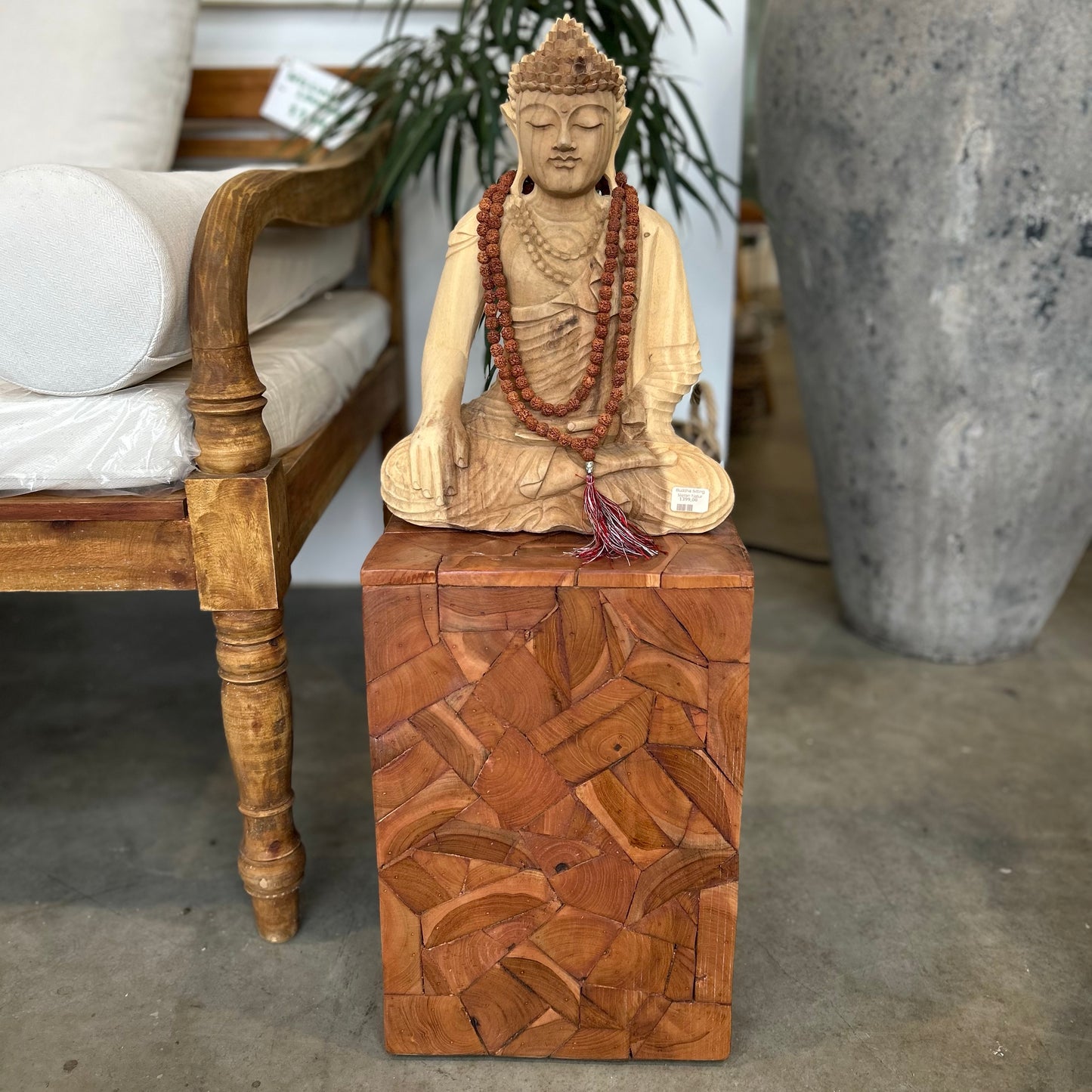 Aglia Mosaic Teak Pall