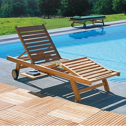 Royal Teak Frame Sunbed