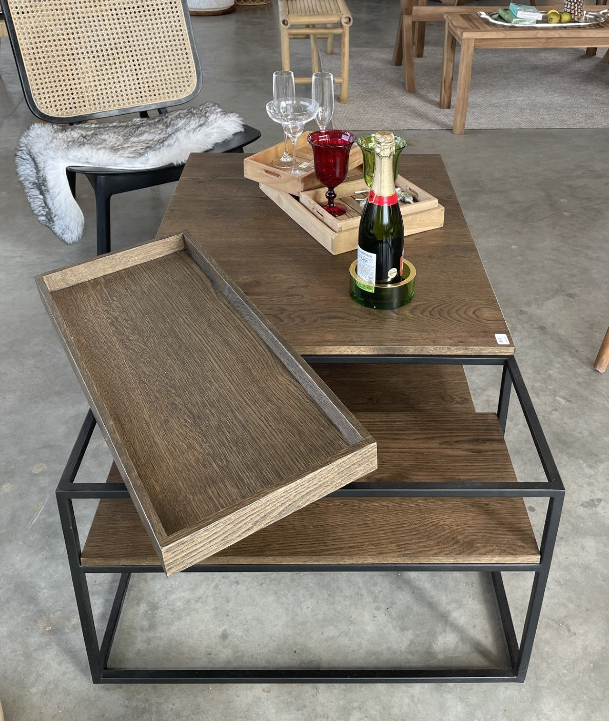 RIVOLI Coffee table